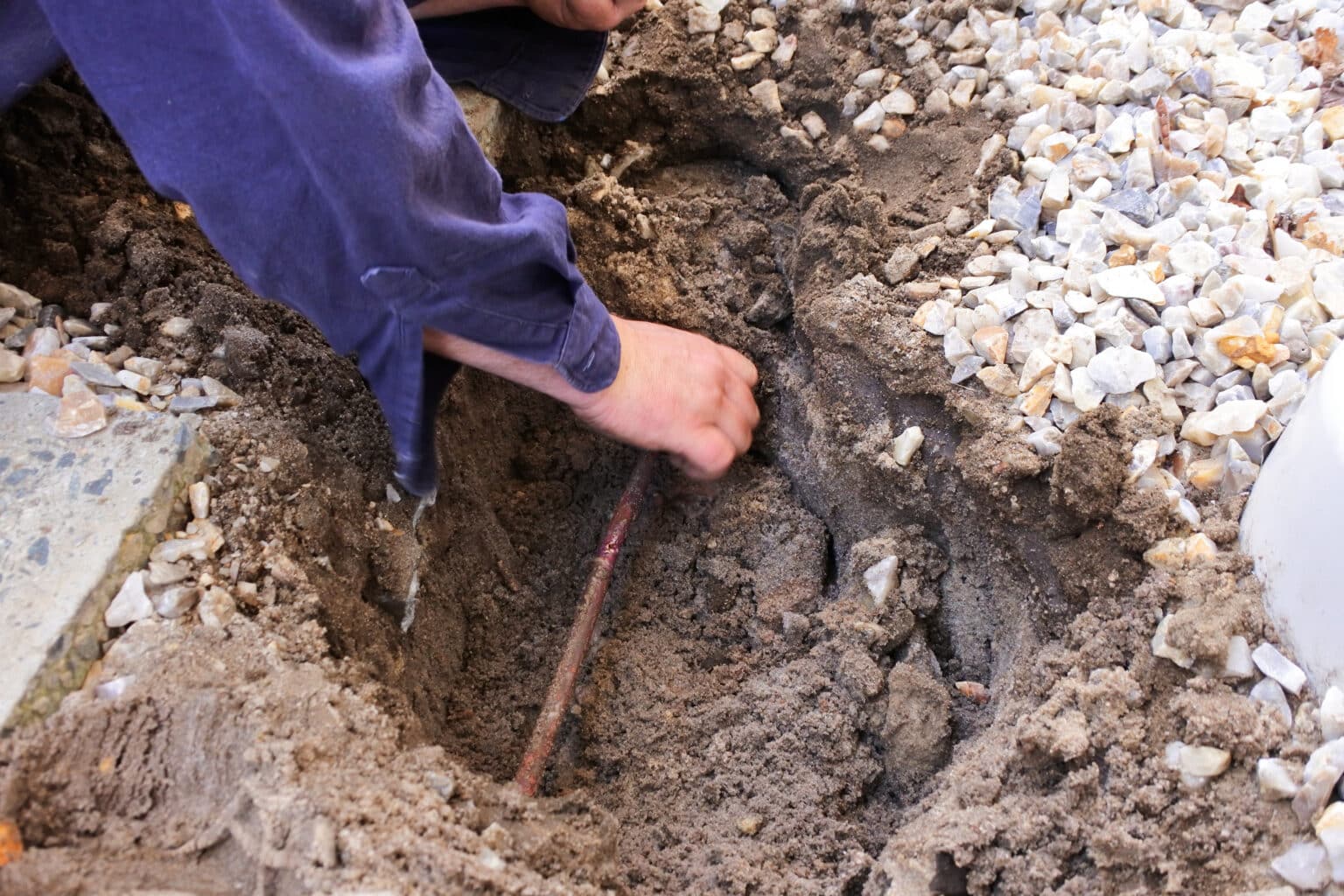 How aging pipes lead to slab leaks.