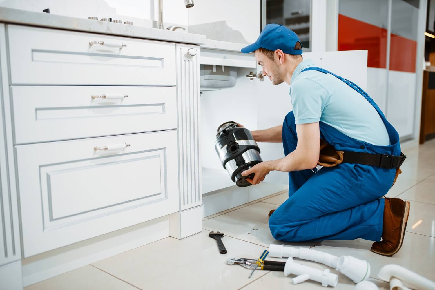 professional plumber install a garbage disposal in Arizona